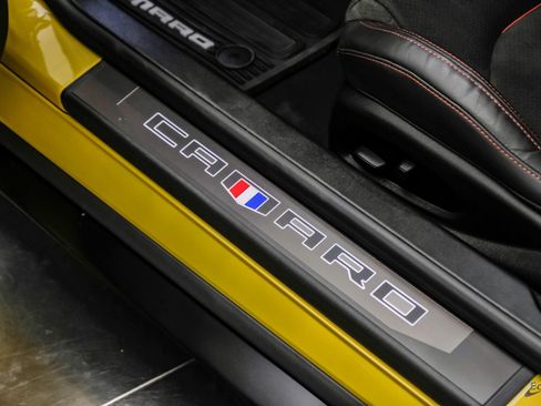 Used 2024 Chevrolet Camaro ZL1 image 48