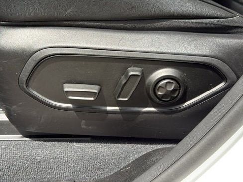 Certified 2023 Jeep Grand Cherokee Altitude AWD/4WD image 14