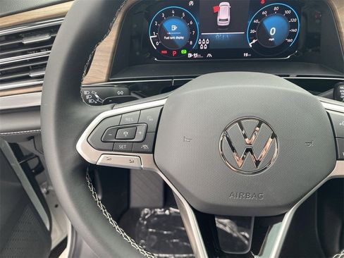 New 2026 Volkswagen Atlas SE image 19