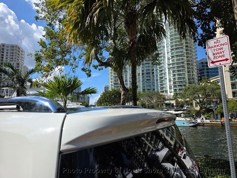 Used 2011 Mercedes-Benz GL 450 GL 450 4MATIC 4dr GL450 image 38