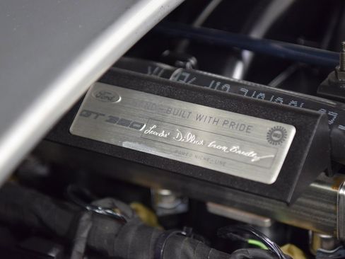 Used 2017 Ford Mustang Shelby GT350R w/ GT350R Equipment Group 920A image 31