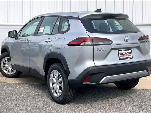 New 2026 Toyota Corolla Cross L image 3