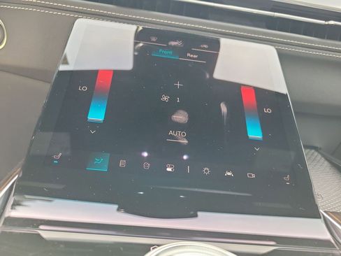 New 2025 Cadillac Escalade Premium Luxury image 36