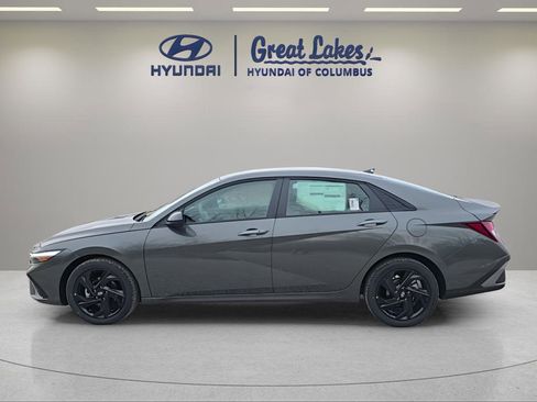 New 2026 Hyundai Elantra Sport FWD image 2