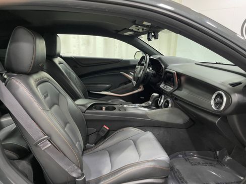 Used 2017 Chevrolet Camaro SS w/ 50th Anniversary Edition RWD image 31