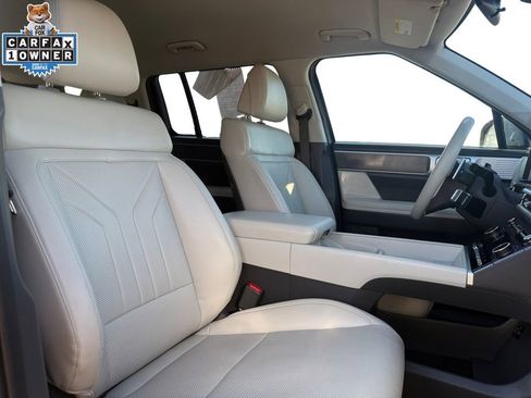 Used 2025 Hyundai Santa Fe SEL AWD/4WD image 15