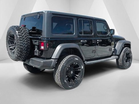 Used 2018 Jeep Wrangler Unlimited Sport S AWD/4WD image 8