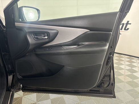 Used 2024 Nissan Murano SL image 31