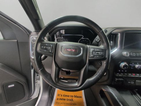 Used 2020 GMC Sierra 1500 AT4 w/ AT4 Premium Package AWD/4WD image 12