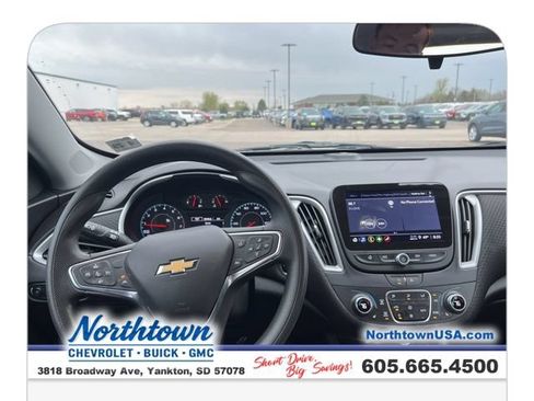 Used 2024 Chevrolet Malibu LT FWD image 13