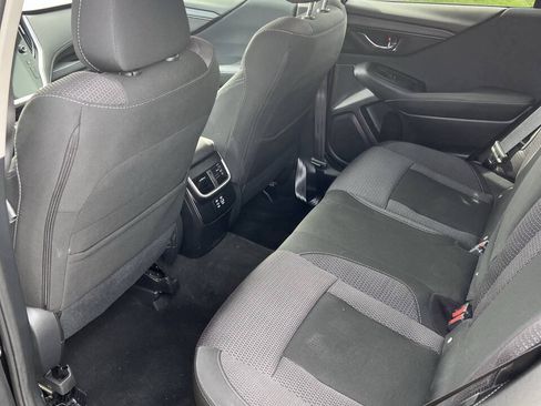 Used 2023 Subaru Outback Premium AWD/4WD image 12