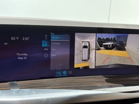 New 2026 Cadillac Escalade Luxury w/ Touring Package AWD/4WD image 26