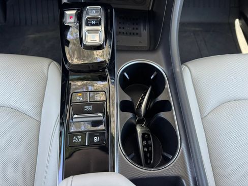 Used 2022 Hyundai Sonata Limited FWD image 18