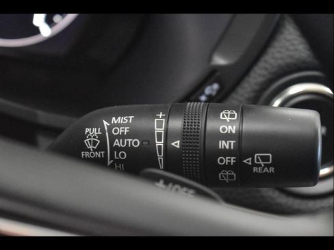 Certified 2024 MAZDA CX-90 Plug-In Hybrid w/ Premium Pkg image 27