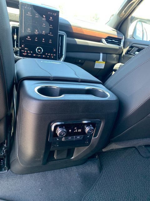 New 2026 GMC Yukon XL Denali AWD/4WD image 16