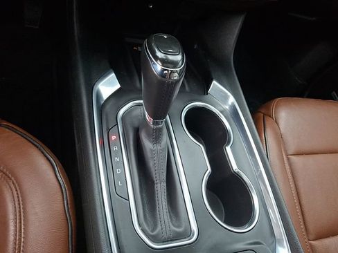 Used 2019 Chevrolet Traverse High Country AWD/4WD image 18