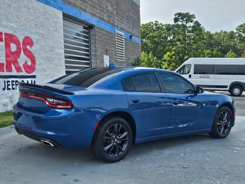 Used 2023 Dodge Charger SXT w/ Blacktop Package AWD/4WD image 7