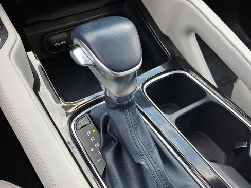 Used 2023 Kia Telluride EX image 16