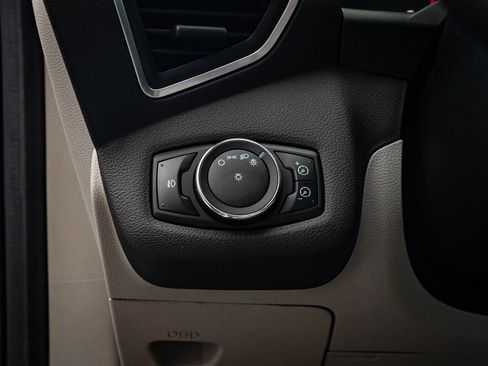 Used 2013 Ford Escape SEL image 35