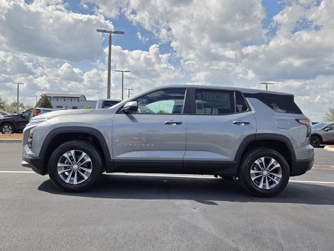 New 2026 Chevrolet Equinox LT w/ Convenience Package II image 3