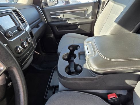 Certified 2021 RAM 1500 Classic SLT image 13