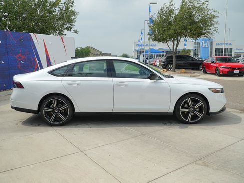New 2026 Honda Accord SE image 4