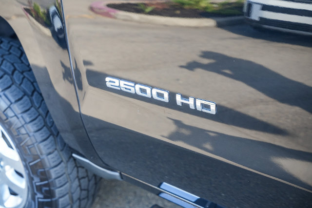 Used 2015 Chevrolet Silverado 2500 LT AWD/4WD image 30
