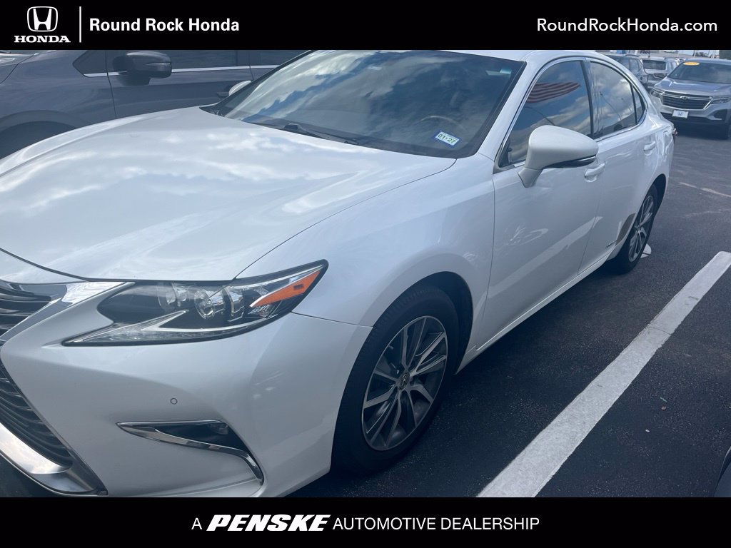 Used 2016 Lexus ES 300h w/ Premium Package w/Wood Trim FWD image 1