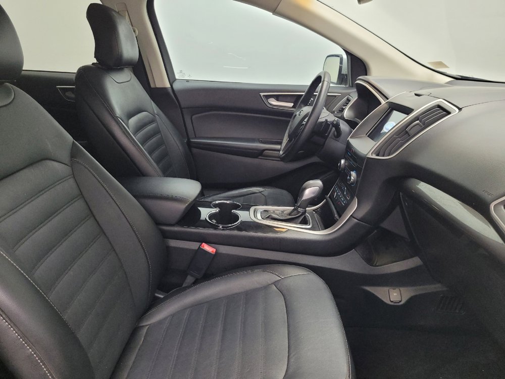 Used 2016 Ford Edge SEL w/ Equipment Group 201A FWD image 21