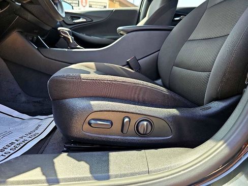 Used 2025 Chevrolet Malibu LT image 19