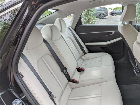 Used 2021 Hyundai Sonata SEL FWD image 15