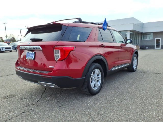 Certified 2020 Ford Explorer XLT w/ Equipment Group 202A AWD/4WD image 7