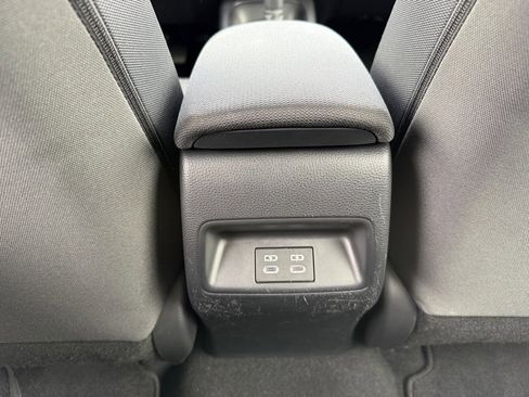 Certified 2025 Toyota Corolla LE image 31