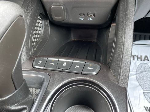 Used 2024 Chevrolet TrailBlazer LT w/ Driver Confidence Package AWD/4WD image 21