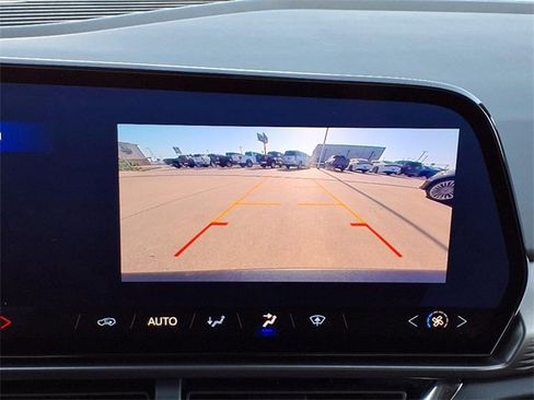 Used 2025 Chevrolet Equinox EV LT image 12