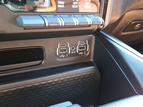 Used 2023 RAM 1500 Big Horn AWD/4WD image 23