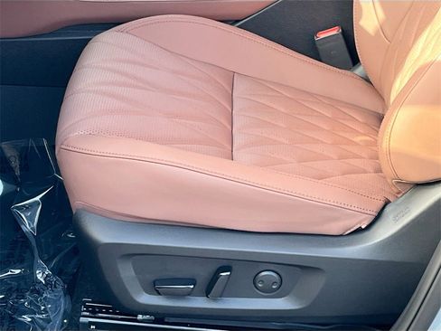 New 2026 Mitsubishi Outlander SEL image 19