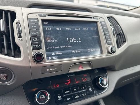 Used 2016 Kia Sportage EX w/ EX Premium Package image 11