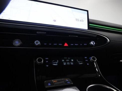 New 2026 Genesis GV70 2.5T AWD/4WD image 25