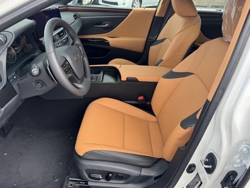 New 2025 Lexus ES 350 w/ Premium Package image 7