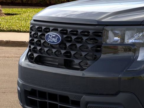 New 2026 Ford Maverick XL image 18