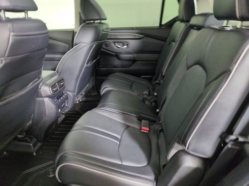 Certified 2024 Honda Pilot Elite image 28