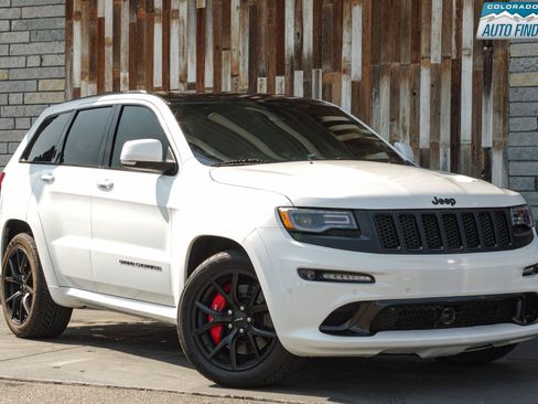 Used 2016 Jeep Grand Cherokee SRT AWD/4WD image 9