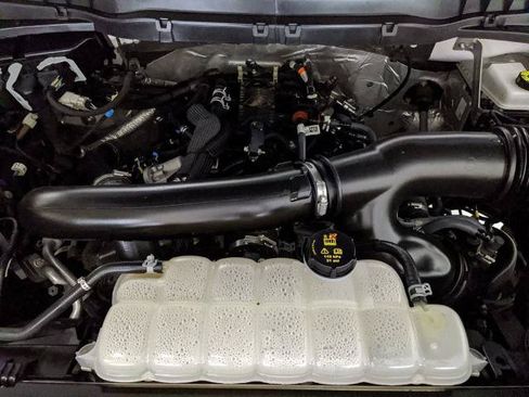 Certified 2025 Ford F150 Tremor AWD/4WD image 22