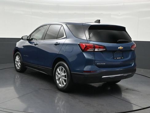 Used 2024 Chevrolet Equinox LT FWD image 3