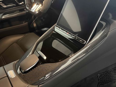 Used 2025 Mercedes-Benz AMG GT 63 image 81