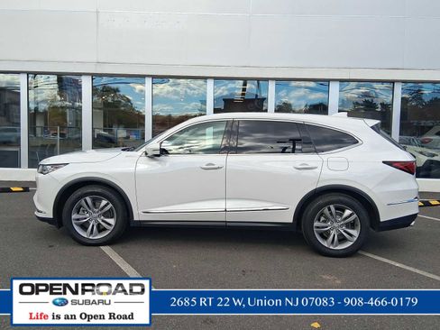 Used 2023 Acura MDX SH-AWD image 5
