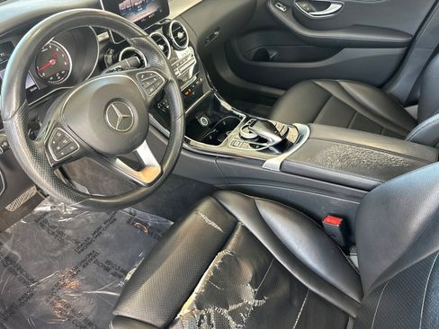 Used 2016 Mercedes-Benz C 300 4MATIC Sedan image 11