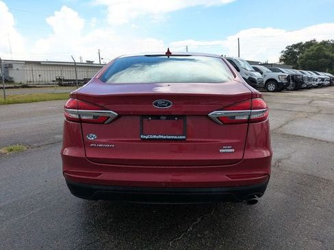 Used 2020 Ford Fusion SE FWD image 5