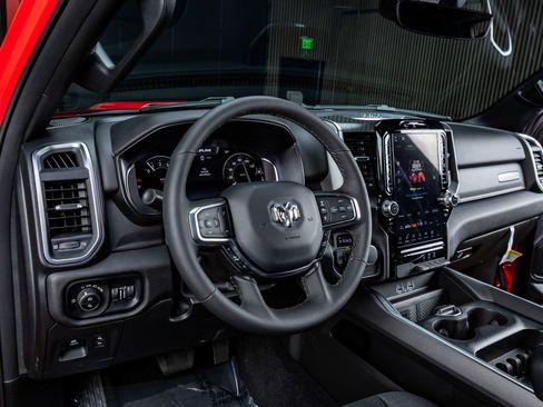 Used 2025 RAM 1500 Big Horn image 16